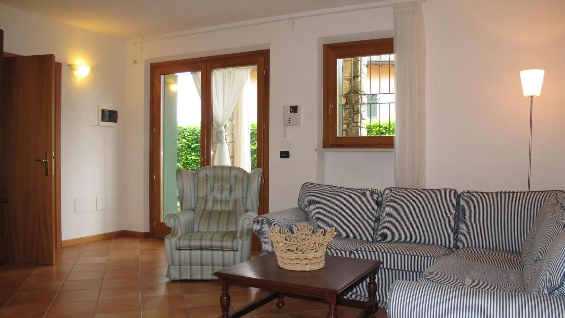 Apartment Adelaide By Interhome Albisano Itálie